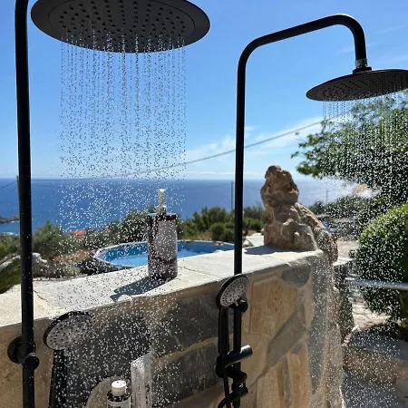 Villa Vista Featuring Amazing Sea Views With Pool, King Bed And Romantic Shower For Two * Mesochorion (Evrytania)